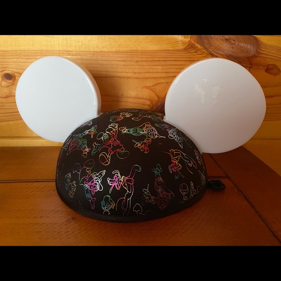 Mickey Mouse Ears 2017 Wine & Food Festival Ears light Up Disney - Picture 2 of 5
